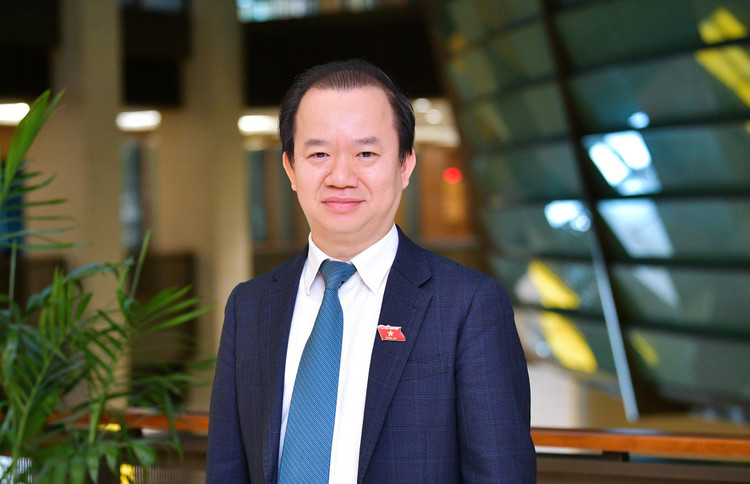 PGS.TS Bùi Hoài Sơn