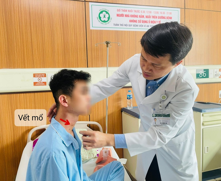 Bệnh nhân gãy cột sống cổ phức tạp bằng phẫu thuật nội soi. (Ảnh: BVCC)