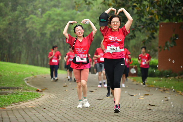 Thu hút hơn 5.000 người tham gia chạy gây quỹ