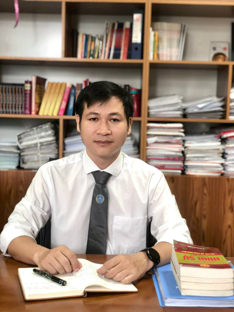 Luật sư Trần Việt - Văn phòng Luật sư Trung Hòa (Đoàn luật sư Thành phố Hà Nội)