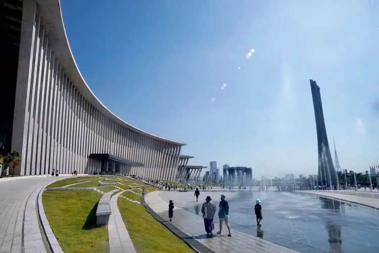 Hàng vạn hiện vật được trưng bày ở Bảo tàng Lịch sử Quân sự Việt Nam Hàng vạn hiện vật được trưng bày ở Bảo tàng Lịch sử Quân sự Việt Nam