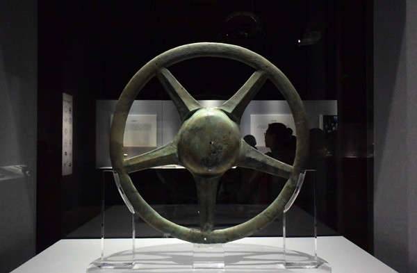 Cổ vật được xem là thần khí ở di chỉ Tam Tinh Đôi, Trung Quốc.