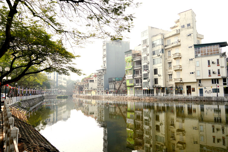 Đề án Khu phố ẩm thực đêm kết hợp đi bộ Đảo Ngọc - Ngũ Xã có 97,6% ý kiến đồng thuận. Dự kiến, phạm vi Khu phố ẩm thực đêm kết hợp đi bộ Đảo Ngọc - Ngũ Xã gồm 7 tuyến phố: Ngũ Xã, Trần Tế Xương, Nguyễn Khắc Hiếu, Mạc Đĩnh Chi, Nam Tràng, Lạc Chính và Trấn Vũ.