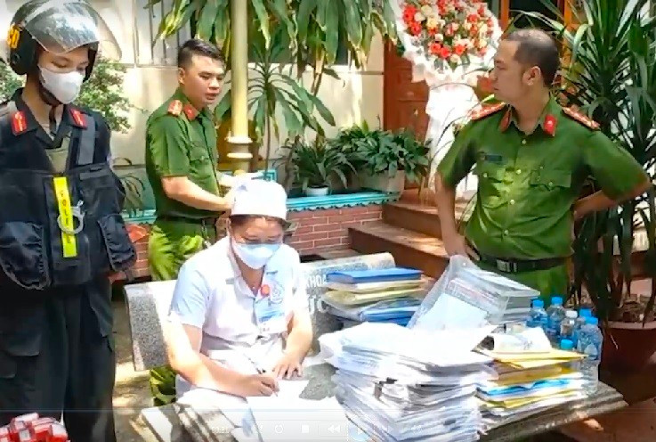 Khám xét loạt phòng khám tư nhân ở Biên Hòa - Bóc chiêu trục lợi bảo hiểm.