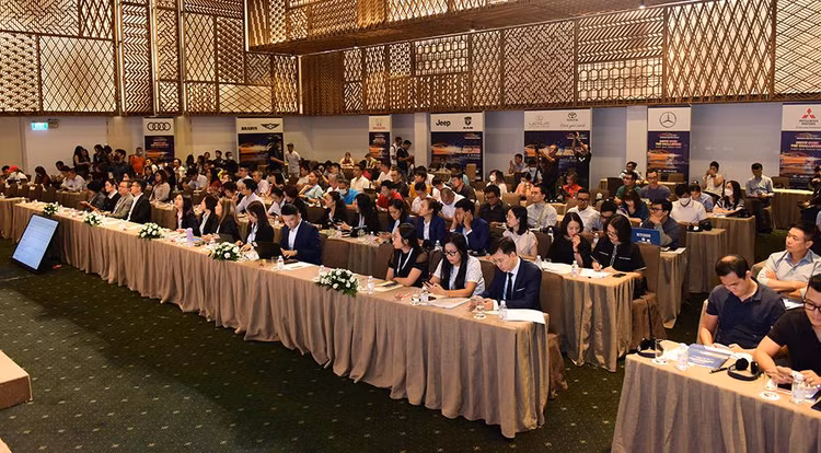 Quang cảnh buổi họp báo công bố Triển lãm Ô tô Việt Nam 2022 (Vietnam Motor Show 2022).