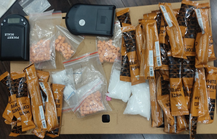 Ngụy trang ma túy dưới dạng cà phê gói