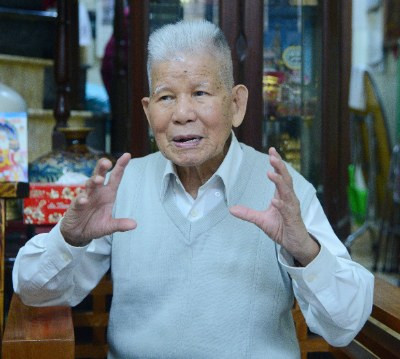 GS.TSKH Đặng Huy Huỳnh.