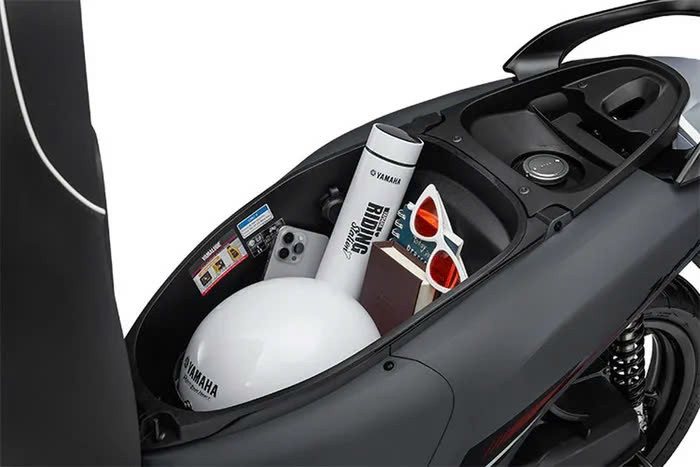 Cốp xe nâng cấp không gian đựng đồ thêm 1,1 lít dung tích so với phiên bản trước.