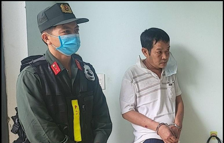 Tạm giữ đối tượng Phạm Công Việt. Ảnh CACC