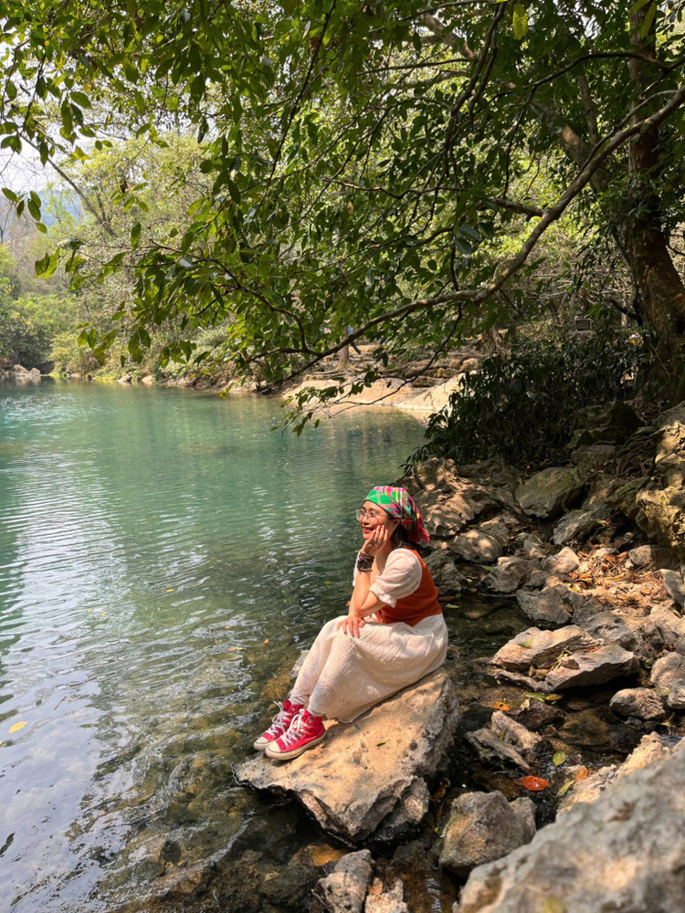 Suối Lê Nin vẻ đẹp mơ màng giữa rừng già hùng vĩ - Ảnh Trinh Nguyễn