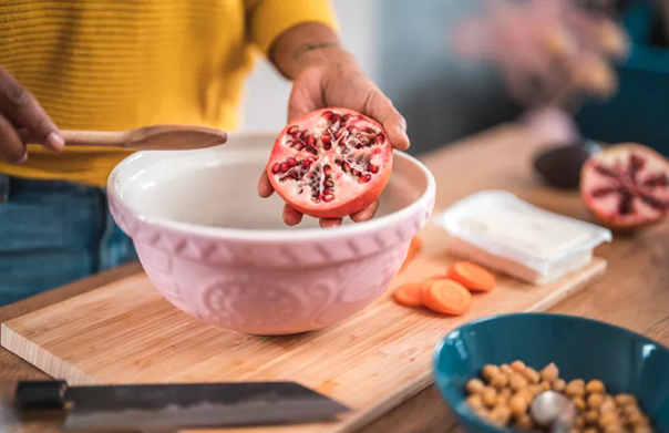 Quả lựu được xem là &quot;siêu&quot; thực phẩm - Ảnh minh hoạ/ Nguồn: Getty