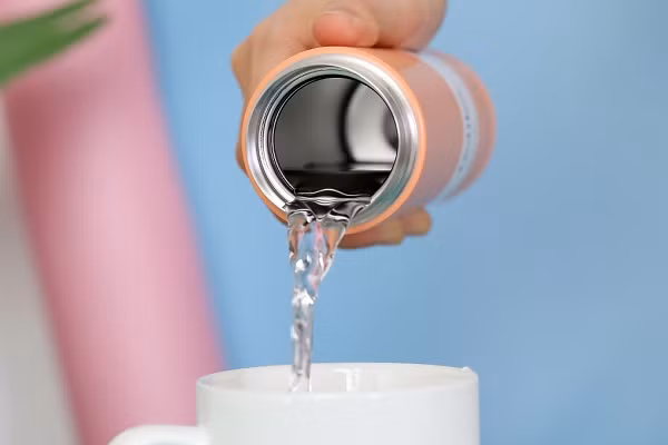 Người tiêu dùng cần xem xét cẩn thận, chọn sản phẩm bình giữ nhiệt có nguồn gốc, xuất xứ, tiêu chuẩn rõ ràng.