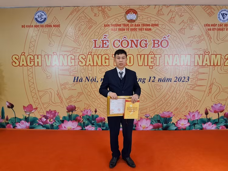 ThS Lưu Hải Âu, Giám đốc Trung tâm Tin học Trắc địa và Bản đồ (Viện Khoa học Đo đạc và Bản đồ - Bộ Tài nguyên và Môi trường). ThS Lưu Hải Âu, Giám đốc Trung tâm Tin học Trắc địa và Bản đồ (Viện Khoa học Đo đạc và Bản đồ - Bộ Tài nguyên và Môi trường).