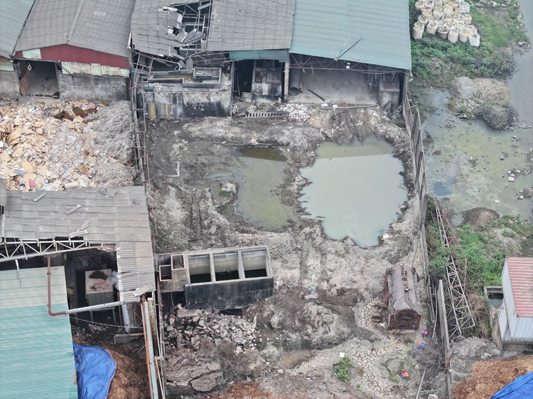 Khu vực bãi thải của Công ty Việt Mỹ hiện nay Khu vực bãi thải của Công ty Việt Mỹ hiện nay