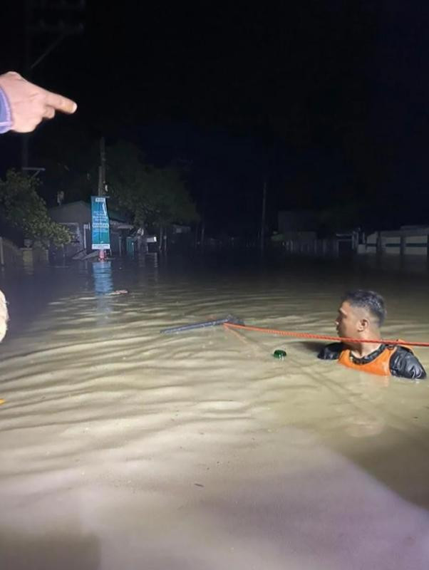 Hoạt động cứu hộ đang được tiến hành ở San Miguel, tỉnh Bulacan. Ảnh: Facebook