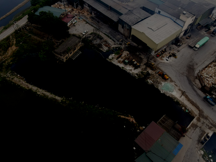 Ô nhiễm tại CCN Phú Lâm có thể thấy qua khác biệt màu nước xả thải