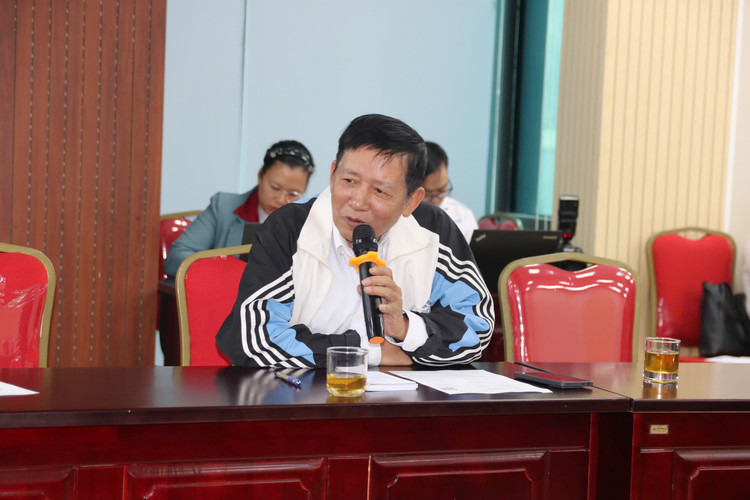 Nhà báo Ngô Đức Hành, Phó Tổng Biên tập Tạp chí Cầu Đường Việt Nam