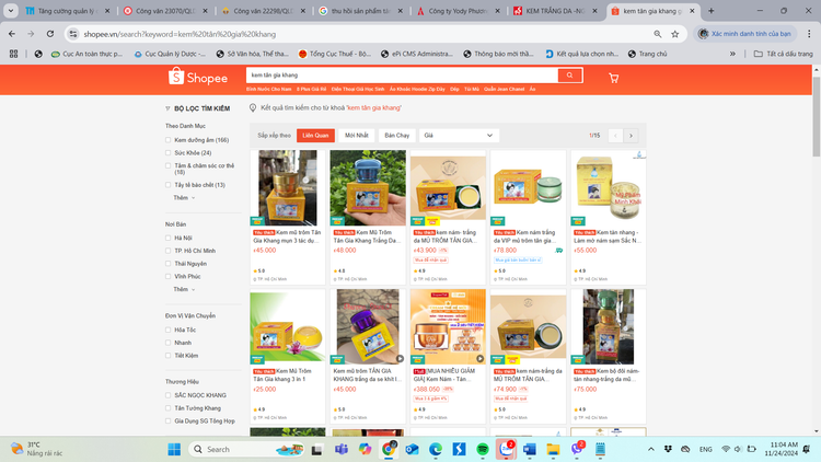 Nhiều sản phẩm Mỹ phẩm thuộc họ Tân Gia Khang rao bán trên trang Shopee - Ảnh chụp màn hình.