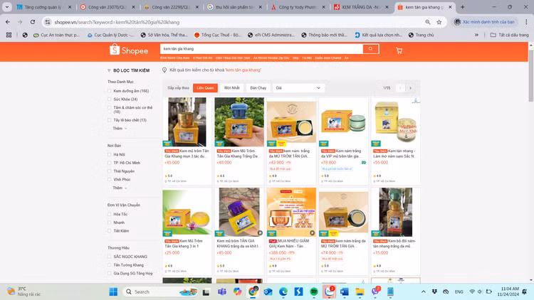 Nhiều sản phẩm Mỹ phẩm thuộc họ Tân Gia Khang rao bán trên trang Shopee - Ảnh chụp màn hình.