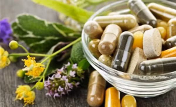 Cảnh báo sản phẩm Sâm Plus S’body Green, Vạn Xuân Tố Nữ Plus quảng cáo sai phép - Ảnh minh hoạ