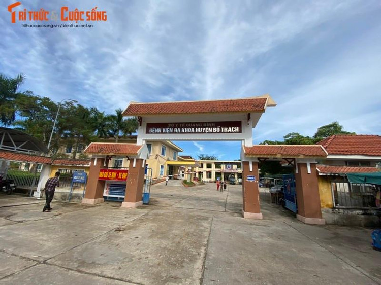 Sau 2 tuần điều trị em đã khỏe và được cho ra viện