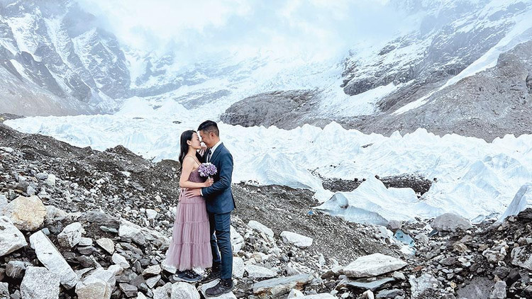 Được biết trước khi đến với nhau, anh Cường và chị Linh đều đã trải qua cuộc hôn nhân thất bại nên rất trân trọng một cuộc sống gia đình hạnh phúc. Cả hai anh chị tình cờ gặp nhau trong cộng đồng sức khoẻ sinh lý và cùng chung hoài bão phổ biến những kiến thức về sinh lý với hạnh phúc gia đình tới xã hội. Ý tưởng lớn kèm theo nhiều khó khăn khi cùng nhau thực hiện công việc đã gắn kết cặp đôi với nhau. Từ đó hai anh chị đã tìm thấy được một nửa cuộc đời của mình.