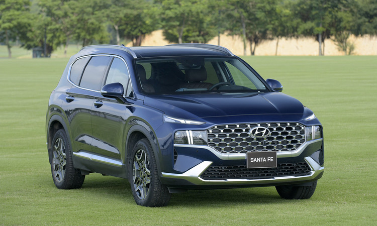 Hyundai SantaFe 2023.