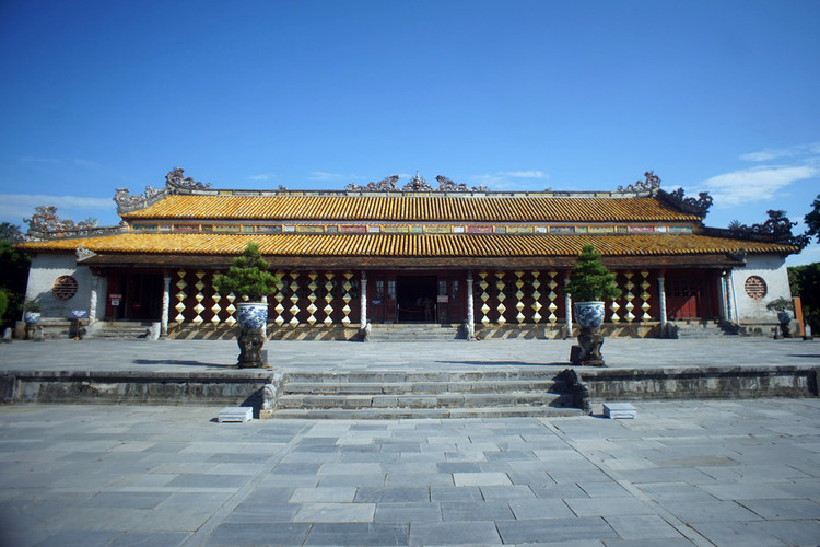 Mặt trước điện Thái Hòa. Ảnh: Quốc Lê.