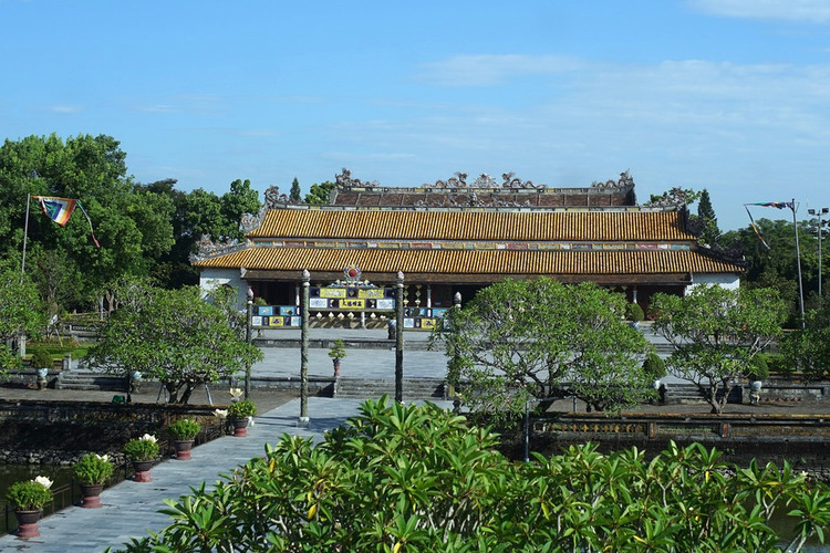 Điện Thái Hòa nhìn từ Ngọ Môn. Ảnh: Quốc Lê.