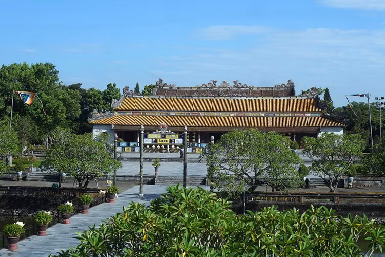 Điện Thái Hòa nhìn từ Ngọ Môn. Ảnh: Quốc Lê.