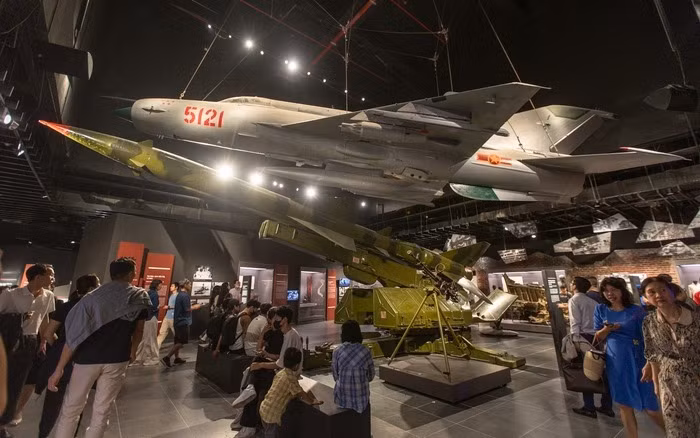 Máy bay chiến đấu MiG-21 F96 số hiệu 5121. Ảnh: VOV.