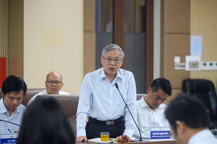 Ông Nguyễn Mạnh Hùng, Chủ tịch Hội bảo vệ Quyền lợi Người Tiêu dùng Việt Nam.