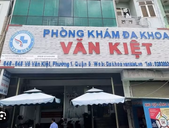 Phòng khám Đa khoa Văn Kiệt.