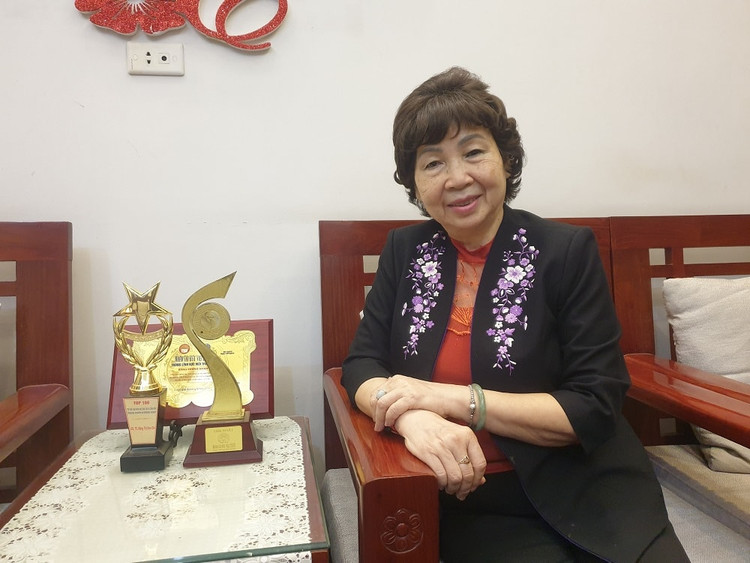 GS Đặng Kim Chi