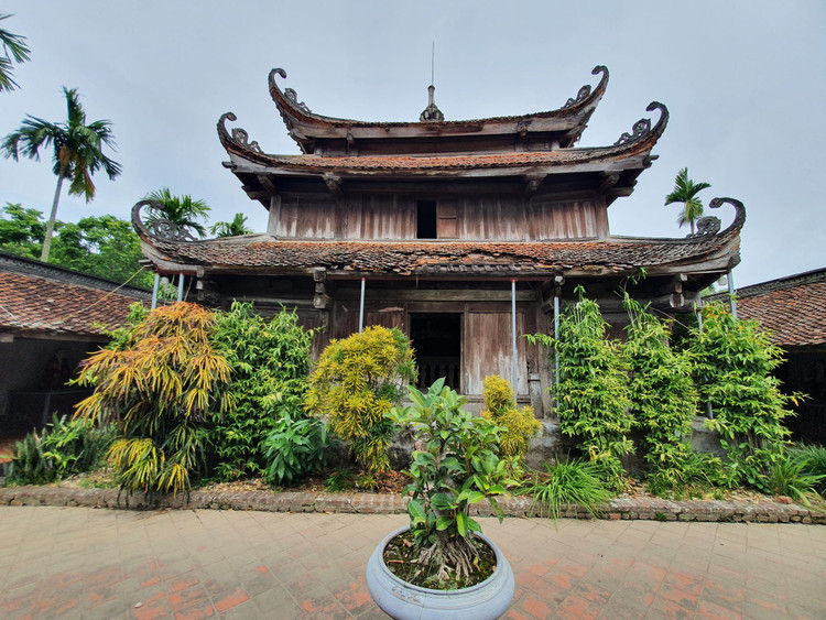 Chùa Giám (xã Định Sơn, huyện Cẩm Giàng, Hải Dương)