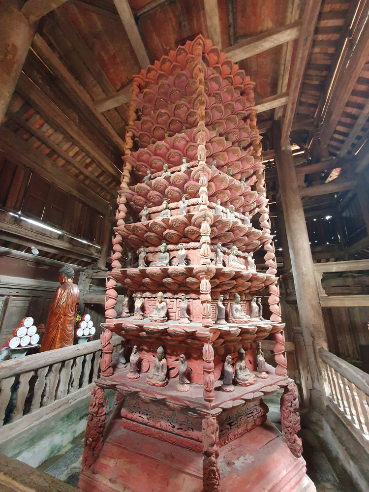 Chùa Giám hiện đang lưu giữ tòa Cửu phẩm liên hoa.