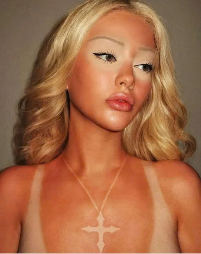 Hiệu ứng làn da rám nắng mùa Hè bằng cách trang điểm - Ảnh: isabellrrose