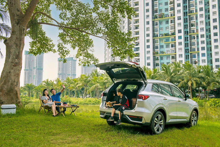 Ford đánh dấu sự trở lại trong phân khúc SUV hạng C tại thị trường Việt Nam.