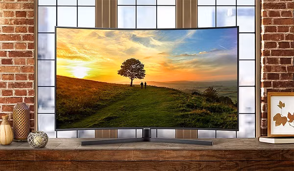 Xả hàng tồn, loạt tivi giảm giá sốc. Ảnh minh họa