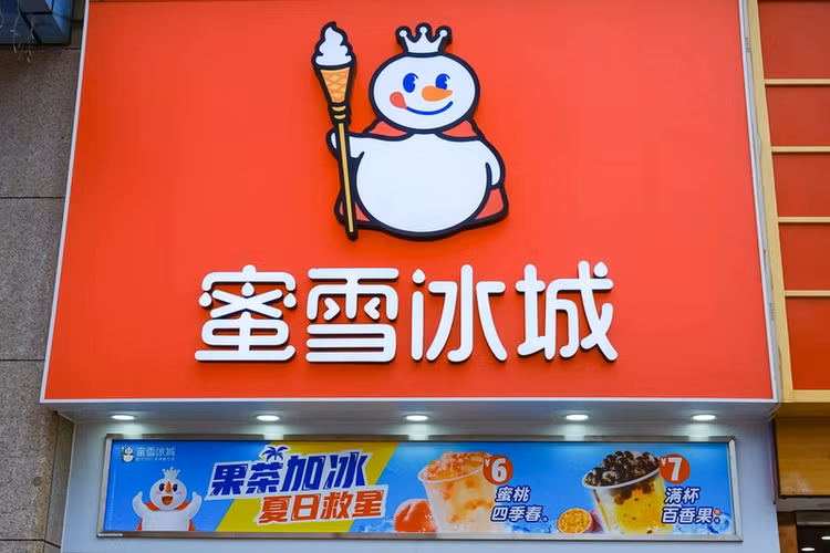 Mixue xuất hiện tại nhiều địa phương trên cả nước - Ảnh: Caixin