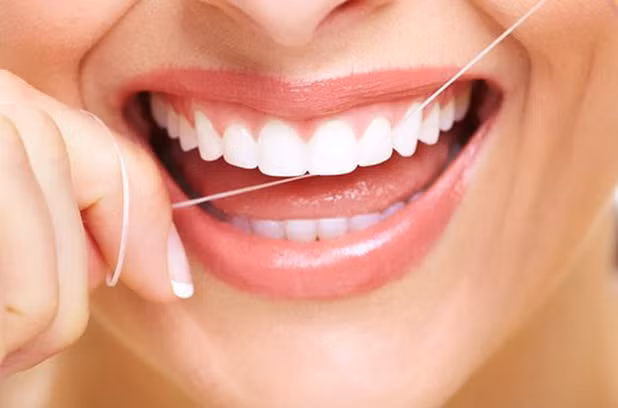 Để ngăn ngừa mảng bám răng, quan trọng là có thói quen vệ sinh răng miệng tốt. Ảnh minh hoạ. Để ngăn ngừa mảng bám răng, quan trọng là có thói quen vệ sinh răng miệng tốt. Ảnh minh hoạ.