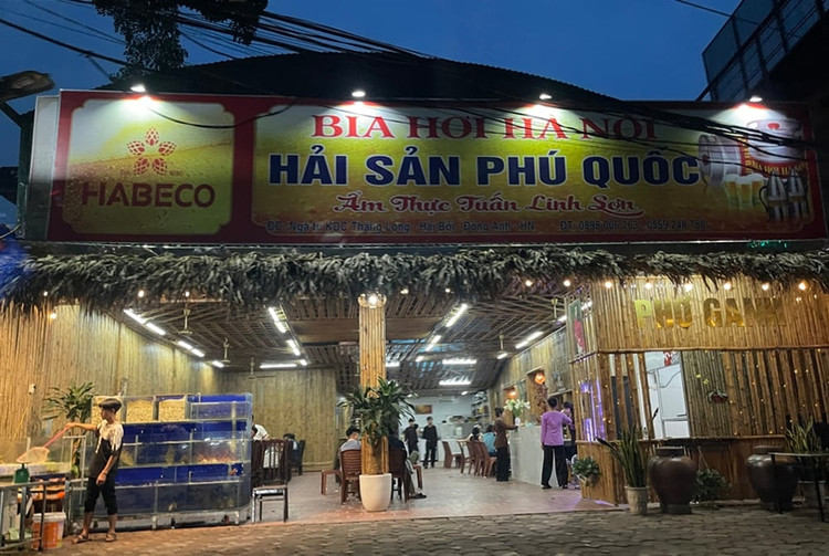 Quán bia Tuấn Linh Sơn nhộn nhịp đón khách. Ảnh: Mạnh Hưng.