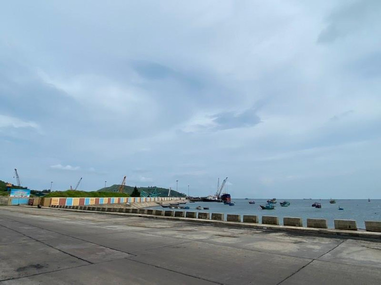 “Ông lớn” nào rót hơn 2.100 tỷ đồng đầu tư hệ thống cảng biển Quảng Bình? ảnh 2