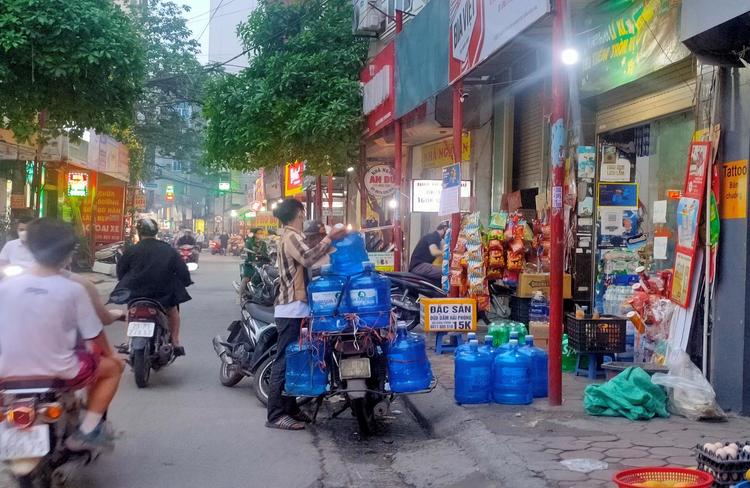 Từ các cửa hàng gas, quán game hay tạp hóa…