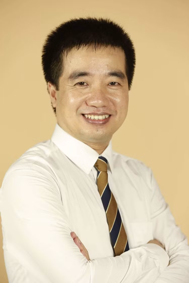 Tổng thư ký Nguyễn Quyết Chiến.