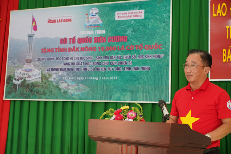 Ông Bùi Thanh Liêm, Phó tổng Biên tập Báo Người Lao Động phát biểu tại buổi lễ.