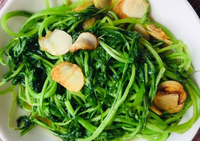 Tăng cường hệ miễn dịch: rau cải mizuna chứa nhiều vitamin A và C rất tốt cho hệ miễn dịch, tăng sức đề kháng. Đã có nhiều nghiên cứu cho rằng, việc thiếu vitamin C trong chế độ ăn uống sẽ dễ làm suy yếu hệ thống miễn dịch, khiến cơ thể dễ mắc bệnh hơn. Vì vậy nên bổ sung nhiều rau xanh, đặc biệt là rau cải mizuna để tăng cường và củng cố hệ thống miễn dịch. Ảnh minh họa