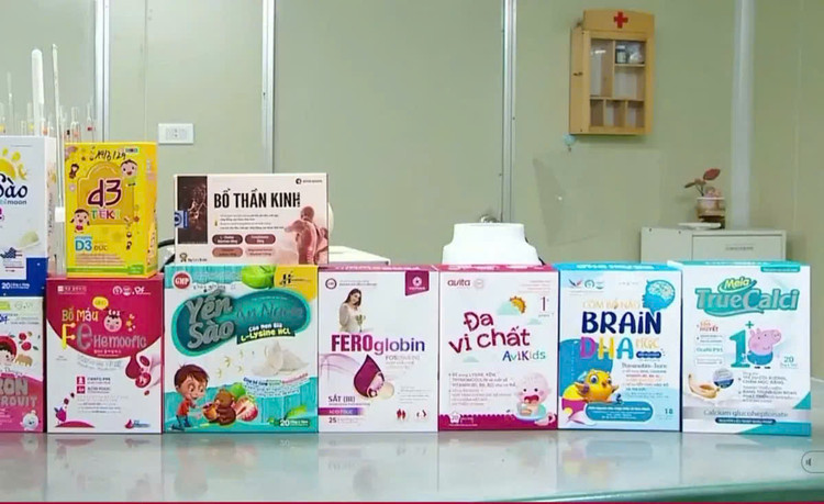 Các sản phẩm thực phẩm bảo vệ sức khỏe như Baby Shark, được Công ty TNHH công nghệ Herbitech sản xuất, đã bị phát hiện là hàng giả. Ảnh: VTV