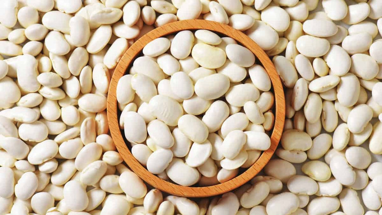 Đậu ván trắng bổ dưỡng, hạ nhiệt, giải độc, phòng cảm nắng, say nắng. Ảnh SK&amp;ĐK