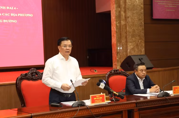 Bí thư Thành uỷ Hà Nội Đinh Tiến Dũng phát biểu tại hội nghị - Ảnh: Báo Kinh tế đô thị